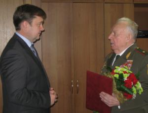 Председатель комитета ветеранов академии ФСИН России Виктор Новиков отметил 80-летие