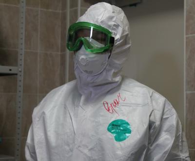 Рязанская НПК передала медикам комплекты защиты для работы в «красной зоне»