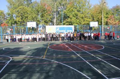 У школы №9 в Рязани открылась новая спортплощадка