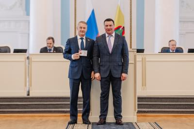Семь депутатов Рязоблдумы получили золотые значки ГТО