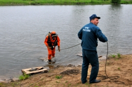 Спасатели подняли тело третьего утонувшего в месте впадения Вожи в Оку мужчины