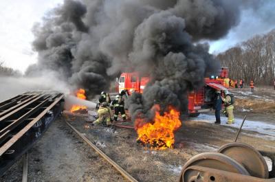 Рязанские спасатели ликвидировали условную аварию на железной дороге