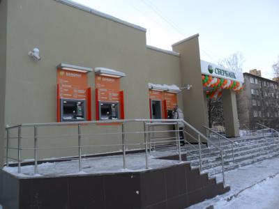На улице Чкалова в Рязани после реконструкции открылся офис Сбербанка