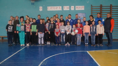 Игроки ХК «Рязань» провели урок в солотчинской школе-интернате