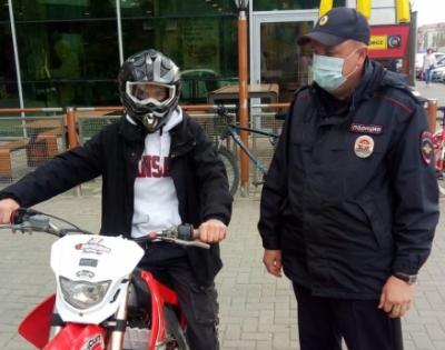 В Рязани задержали подростка на мотоцикле без прав