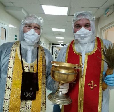 В рязанской больнице провели молебен в «красной зоне»
