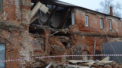 Глава Сапожковского района прокомментировал обрушение стены Дома детского творчества