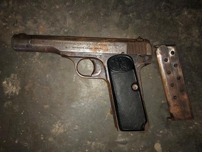 Рязанца уличили в незаконном хранении пистолета Браунинга
