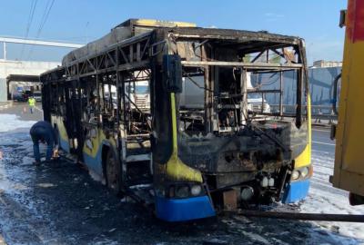 На Московском шоссе в Рязани сгорел троллейбус