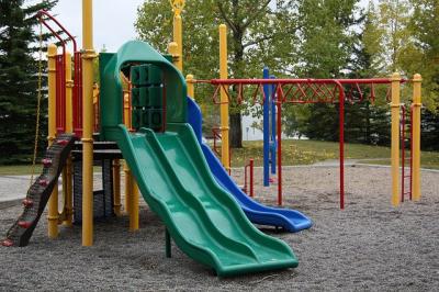 В Рязани ищут подрядчика на установку детской площадки в Ворошиловке