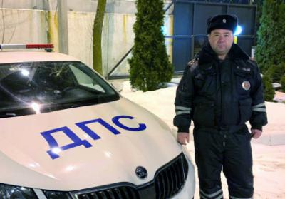 Рязанский полицейский быстро доставил в больницу малыша, получившего серьёзную травму