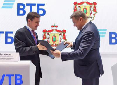 Николай Любимов подписал соглашение с банком ВТБ