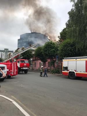 На пожаре в центре Рязани ликвидировано открытое горение