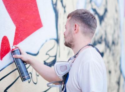 На улицах Рязани создадут граффити в цветах российского триколора