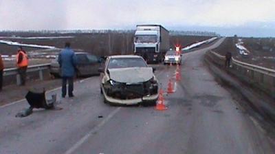 В ДТП по вине автоледи на рязанском участке М6 пострадали три человека, в том числе ребёнок