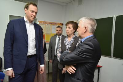 Рязанский губернатор осмотрел объекты соцсферы Спасского района