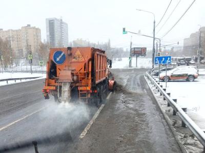 Павел Малков поручил строго соблюдать сроки уборки дорог