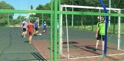 Состояние мальчика, на которого в Рязани упали футбольные ворота, оценивается как стабильно тяжёлое