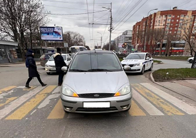 В Дашково-Песочне Ford Focus сбил пенсионерку на пешеходном переходе