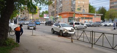 В Рязани на улице Грибоедова произошло ДТП