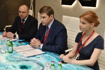 Николай Любимов обсудил вопросы сотрудничества с руководством ГК «Ростех» и АО «Росагролизинг»