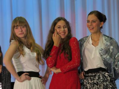 Рязанские школьницы спели в голос