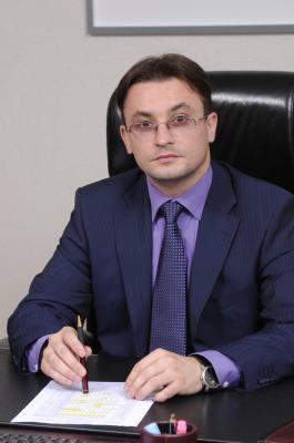 Анатолий Скоромец