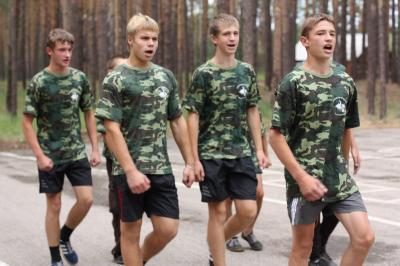 Олег Ковалёв стал зрителем на военно-спортивном празднике лагеря «Зарница»