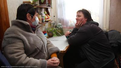 Представители администрации Рязани встретились с жительницей аварийного дома в посёлке Мехзавода