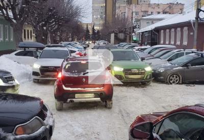 Улица Палова в Рязани для автомобилистов превращается в ад