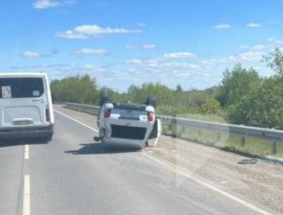 По дороге на Спасск перевернулся автомобиль 