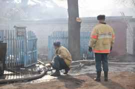 Пять пожарных расчётов тушили жилой дом в Скопине