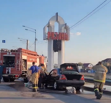Под Рязанью на трассе загорелся автомобиль