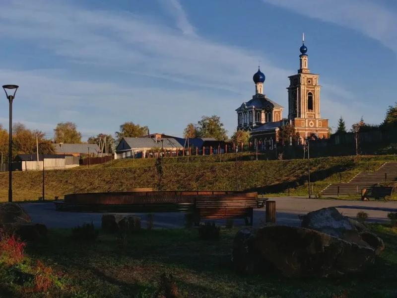 В Шилово продолжают благоустраивать пешеходную зону