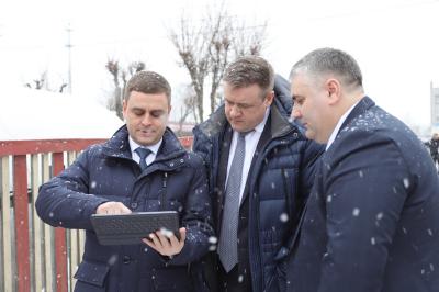 Николай Любимов пообещал клепиковцам отремонтировать дороги