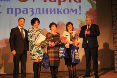 Аркадий Фомин, Андрей Красов и Елена Митина поздравили женщин «Единой России»