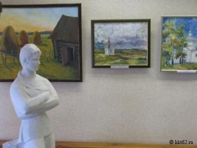 Выпускники Рязанского художественного училища представили первую коллективную выставку