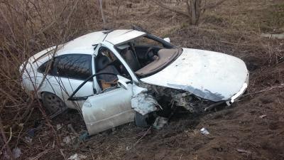 В Дягилево пьяный водитель врезался в столб, пострадали три человека