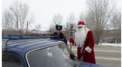 Полицейские Деды Морозы поздравят юных рязанцев