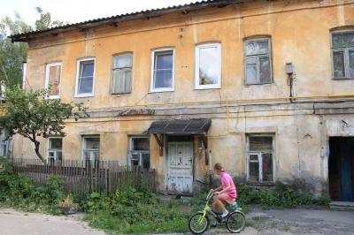 Активисты ОНФ просят признать дом в центре Рязани аварийным