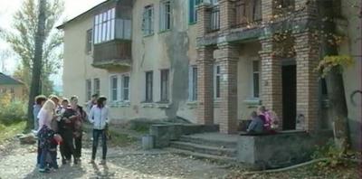 Жильцам ветхого дома на улице Качевского велели решать проблемы своими силами
