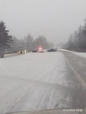 На повороте в Поляны перед Солотчей произошло ДТП