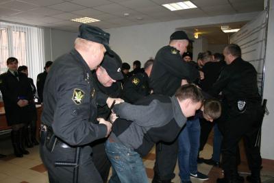 В Рязани полицейские и приставы пресекли попытку «побега» из-под стражи