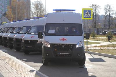 ФАПы в районах Рязанской области получили дюжину новых автомашин