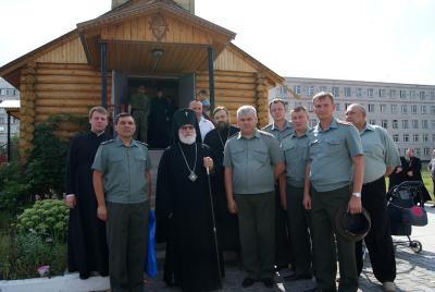 Рязанский архиепископ совершил Божественную литургию в воинском храме во имя преподобного Серафима Саровского