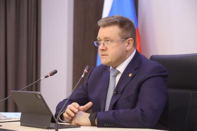 Николай Любимов поздравил депутатов Государственной Думы VIII созыва с началом работы