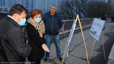 Елена Сорокина проверила ход работ по ремонту улиц в центре Рязани