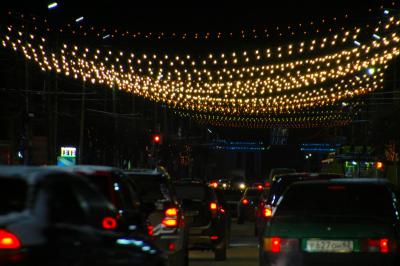 Главные улицы Рязани получили новую новогоднюю иллюминацию