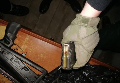 У рязанца изъяли хранящийся автомат Калашникова с боеприпасами