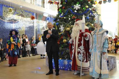 Олег Ковалёв поздравил юных рязанцев с наступающим Новым годом